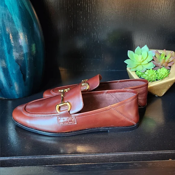 Brand New-Classic Rich Brown Loafers w/ Gold Riding Buckles!!🤠⭐️🤠 - Picture 6 of 10
